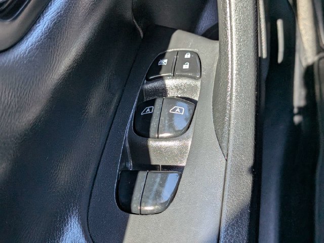 Used 2016 Nissan Altima 3.5 SL w/ 3.5 Technology Package FWD image 26