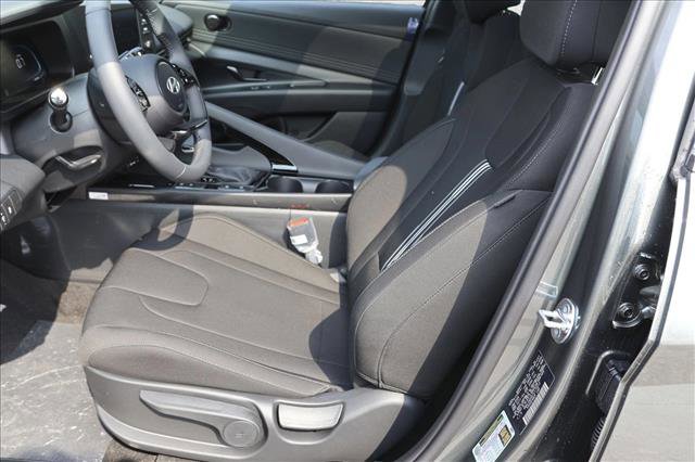 New 2026 Hyundai Elantra SEL Sport Premium image 11
