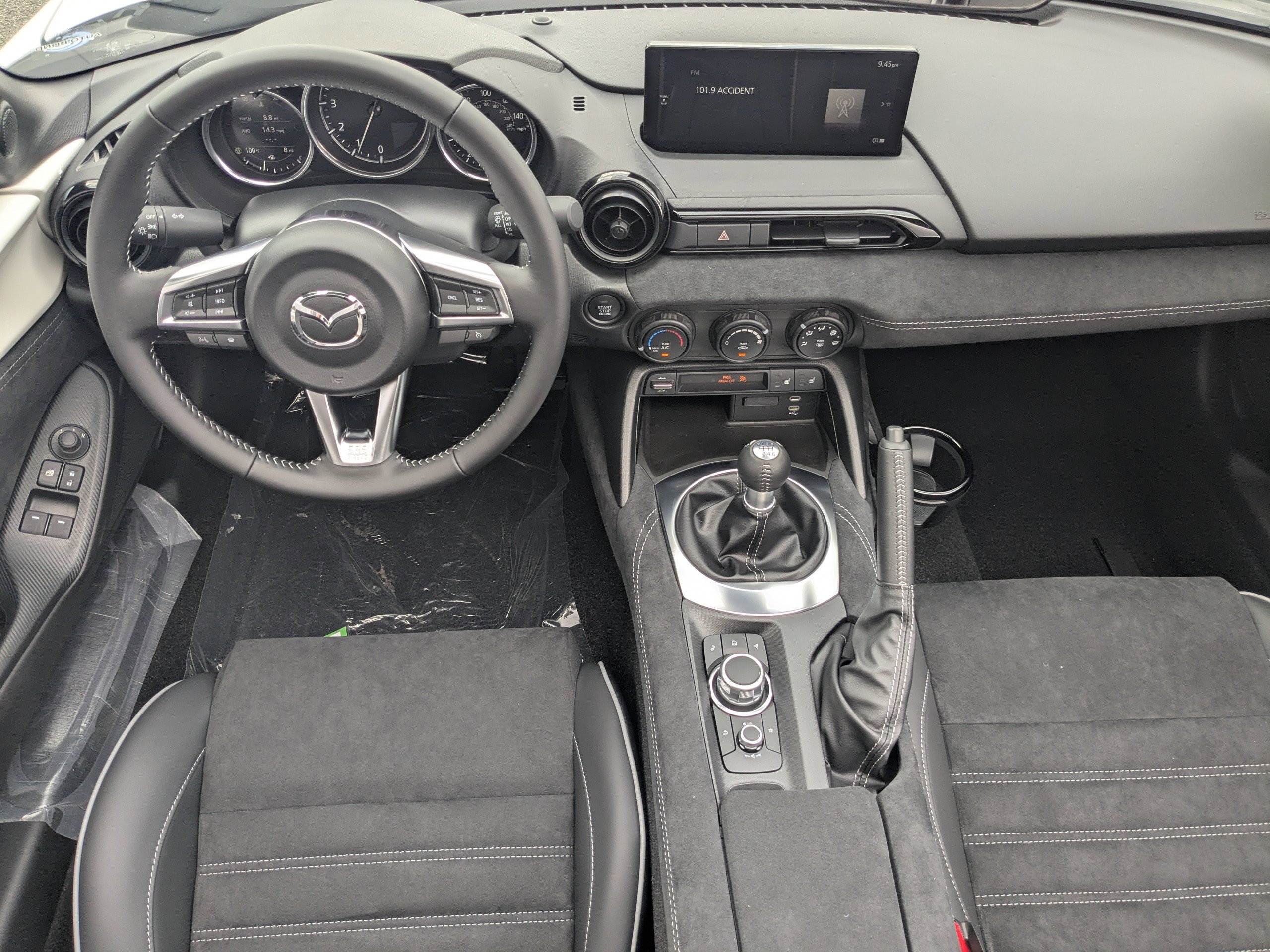 New 2026 MAZDA MX-5 Miata RF Club RWD image 16