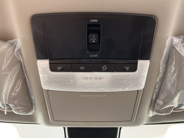 New 2025 Nissan Altima 2.5 SV w/ SV Special Edition Package image 36