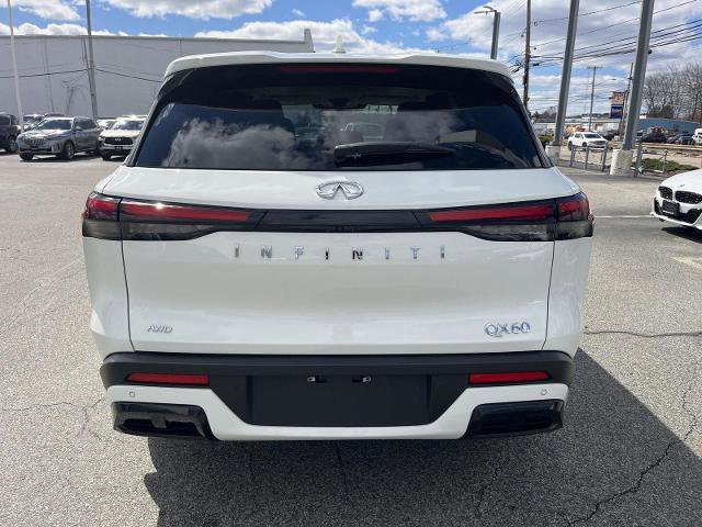 Certified 2025 INFINITI QX60 Pure image 4
