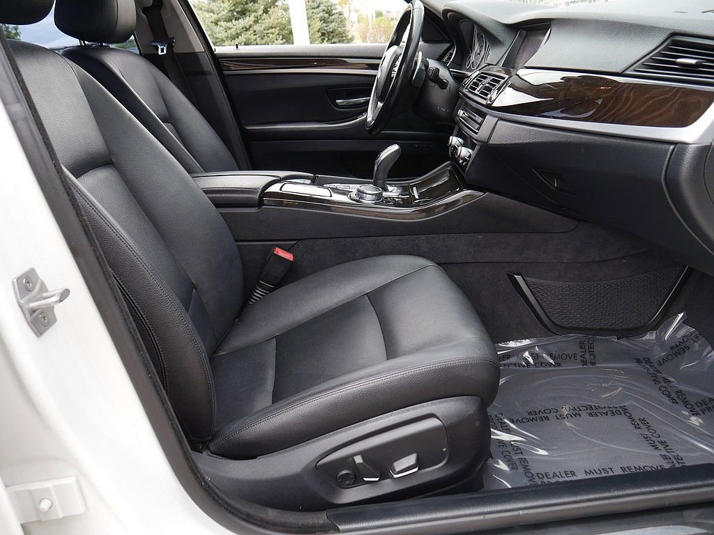 Used 2016 BMW 535i Sedan RWD image 60