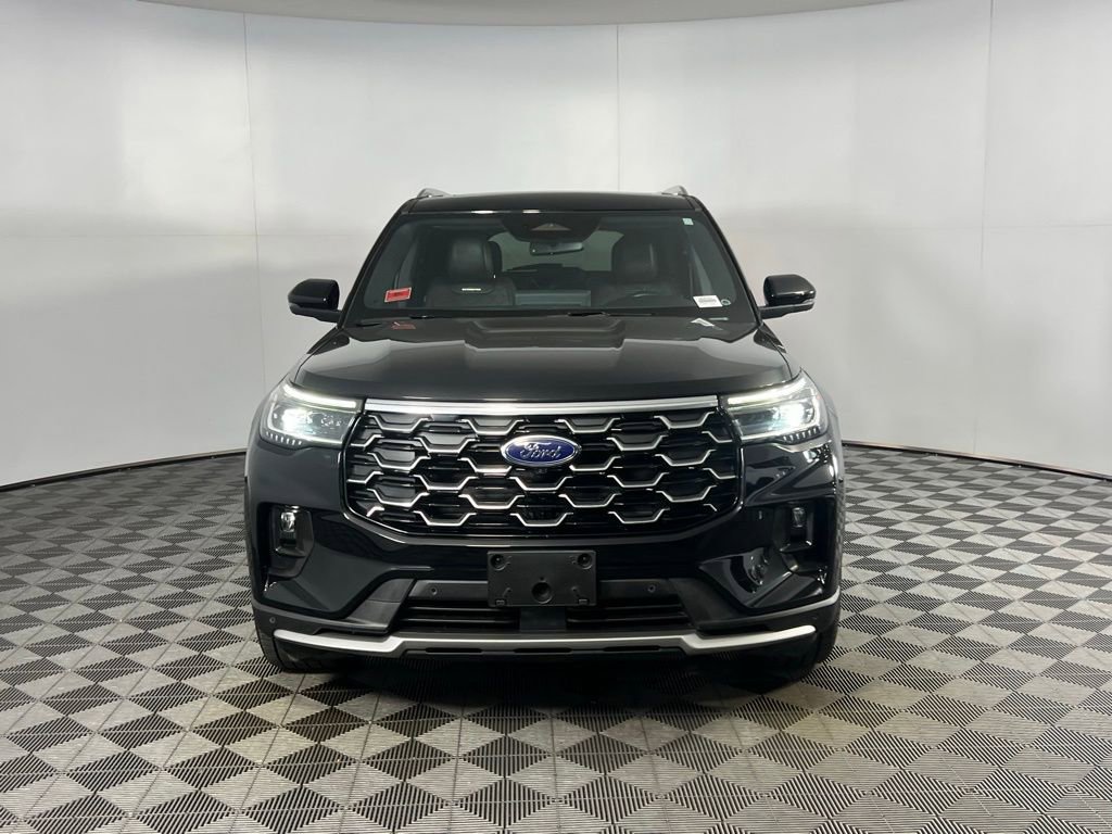 Used 2025 Ford Explorer Platinum w/ LUX Leather Package image 11