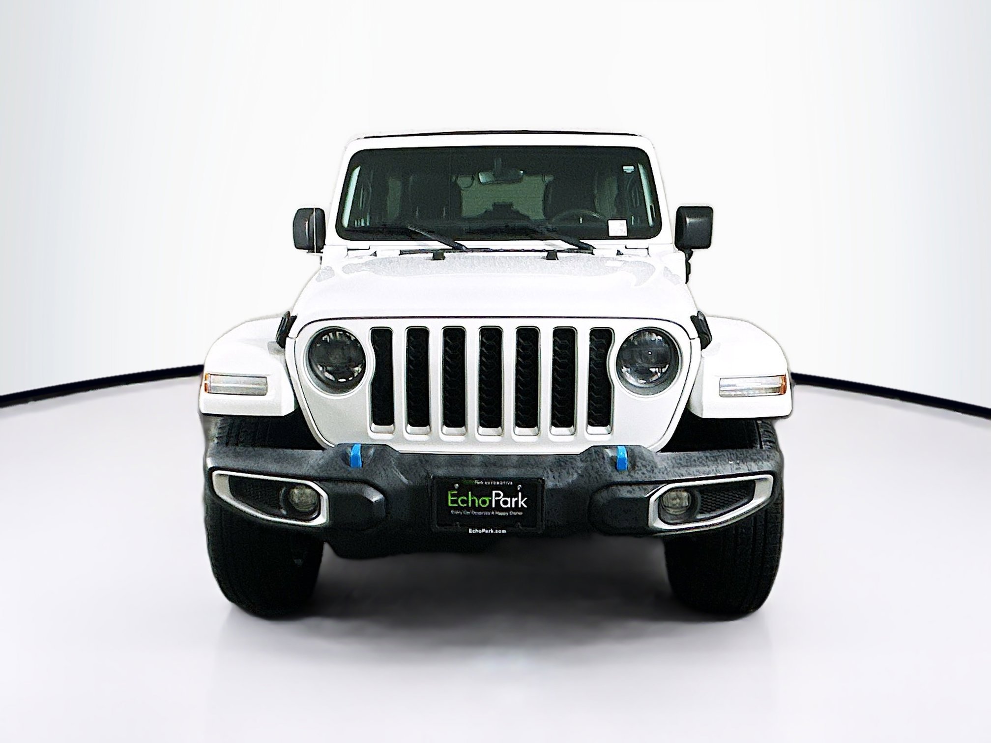 Used 2023 Jeep Wrangler Sahara image 2