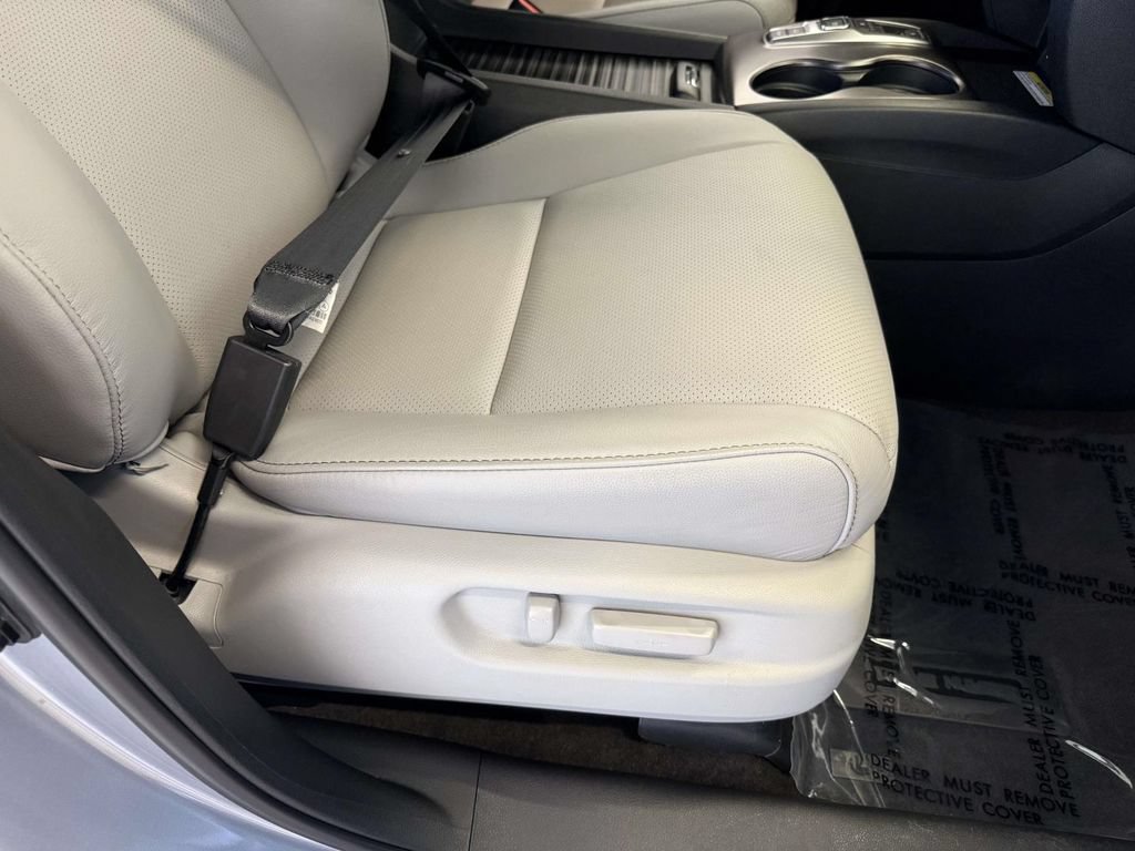 Used 2023 Honda Passport EX-L image 15