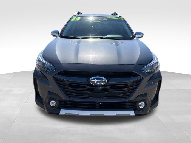 Used 2024 Subaru Outback Touring XT AWD/4WD image 2