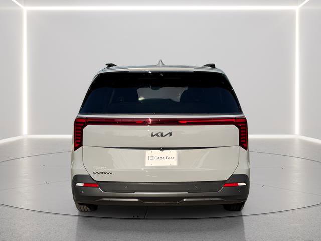 Used 2026 Kia Carnival SX Prestige image 4