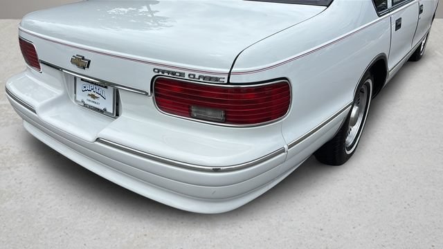 Used 1996 Chevrolet Caprice SS RWD image 33