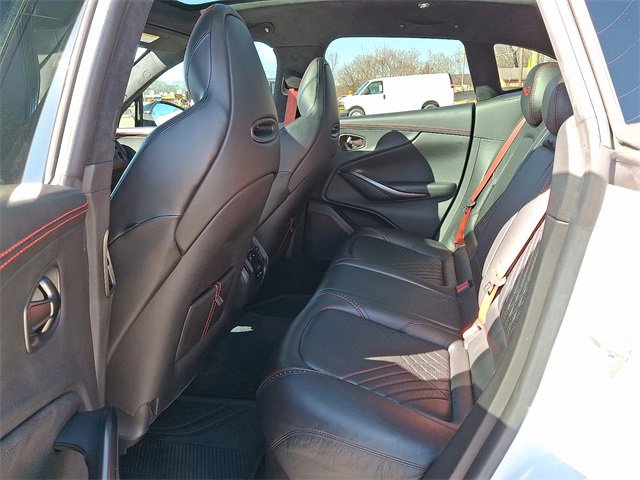 Used 2021 Aston Martin DBX image 8