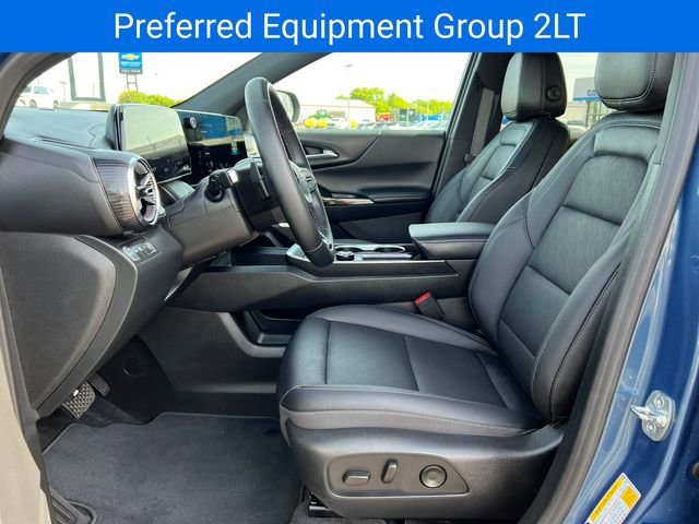 Used 2026 Chevrolet Equinox LT w/ Convenience Package II AWD/4WD image 4