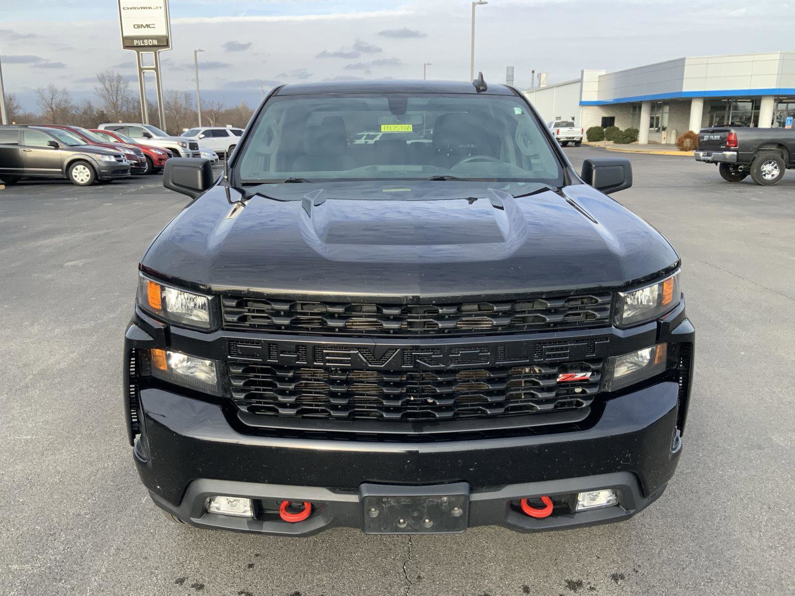 Used 2019 Chevrolet Silverado 1500 Custom Trail Boss w/ Custom Convenience Package image 3