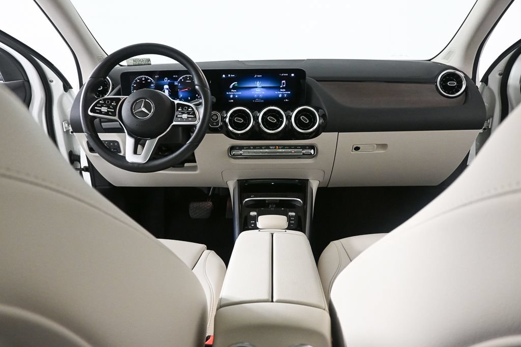 Used 2022 Mercedes-Benz GLA 250 image 17