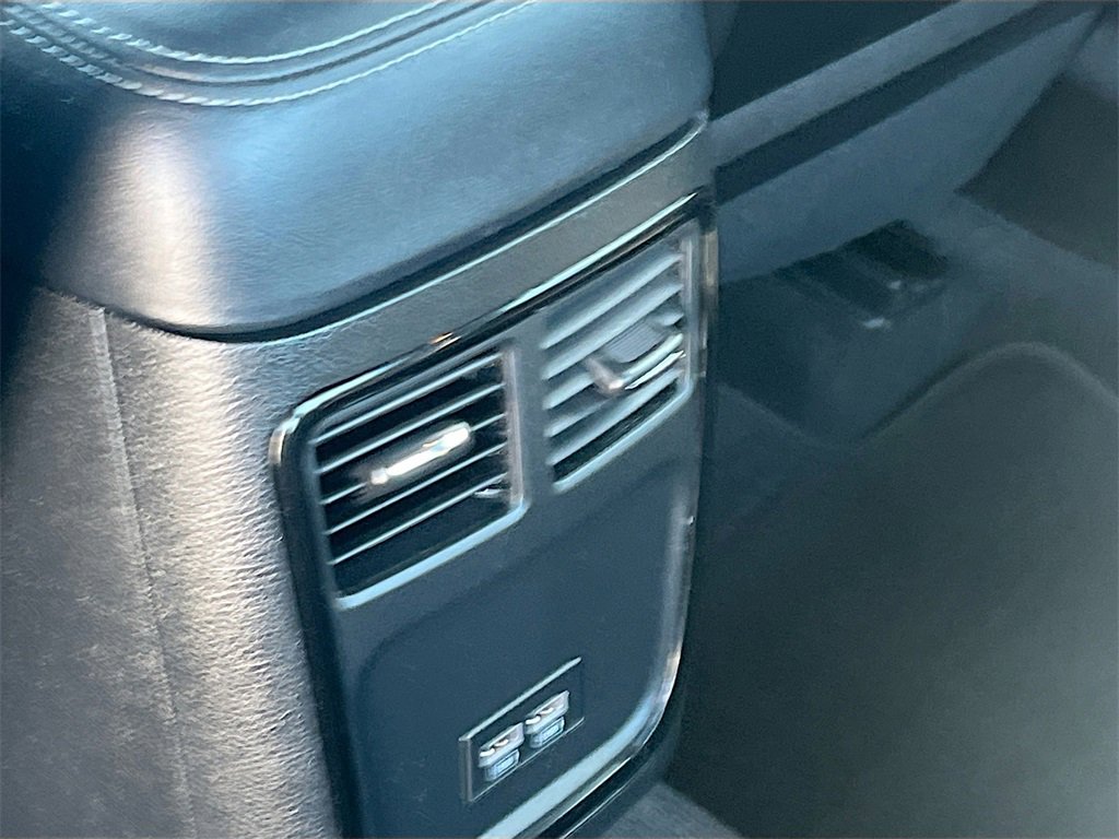 Used 2023 Dodge Charger R/T w/ Plus Group image 27