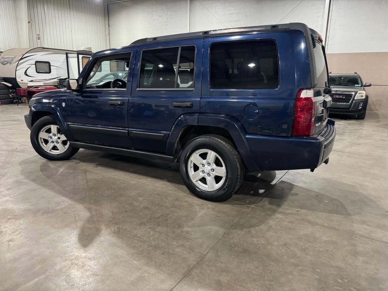Used 2006 Jeep Commander 4WD image 6