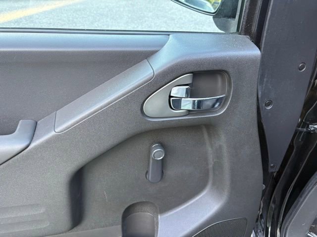 Used 2016 Nissan Frontier S RWD image 10