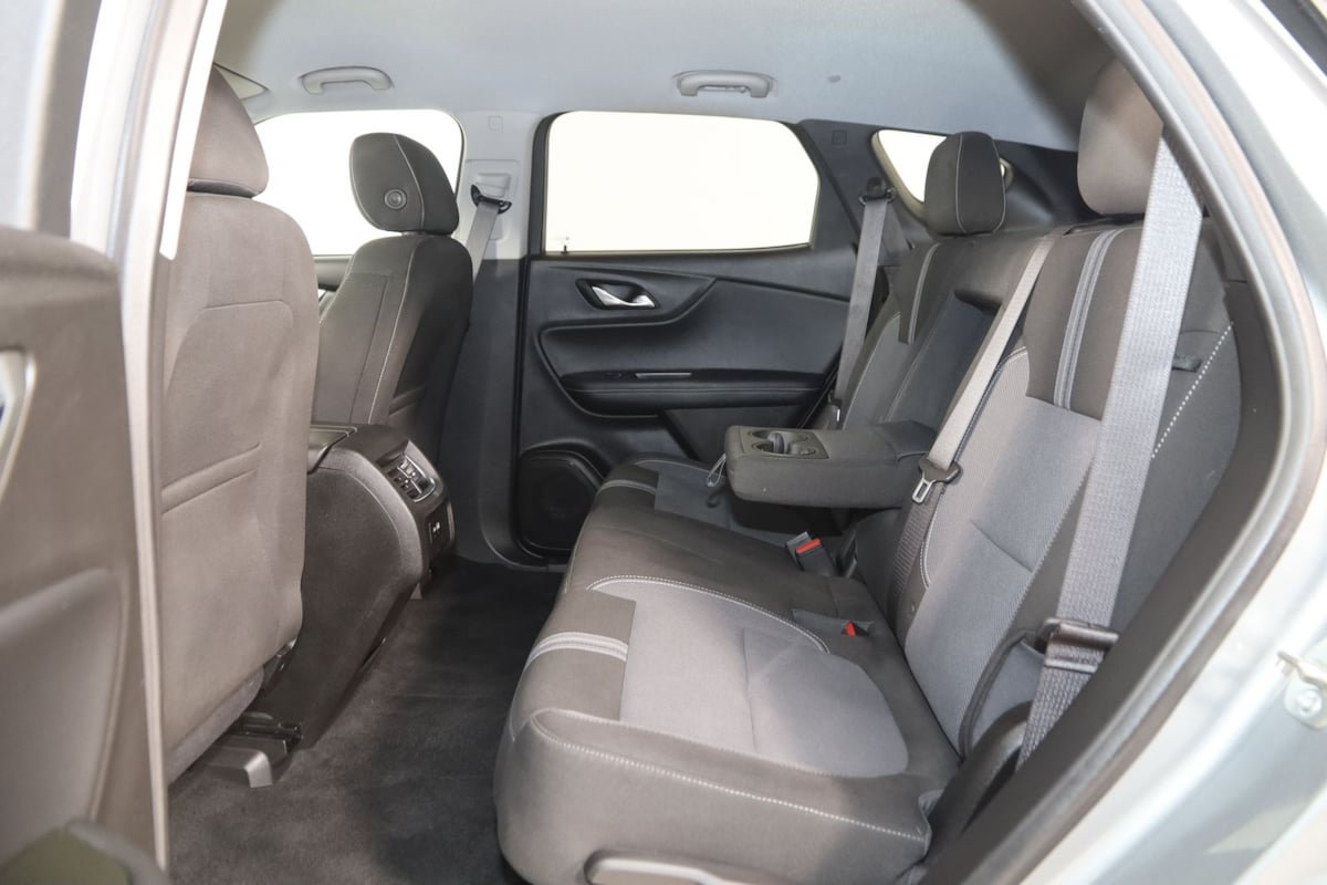 Used 2024 Chevrolet Blazer LT w/ Convenience Package FWD image 44