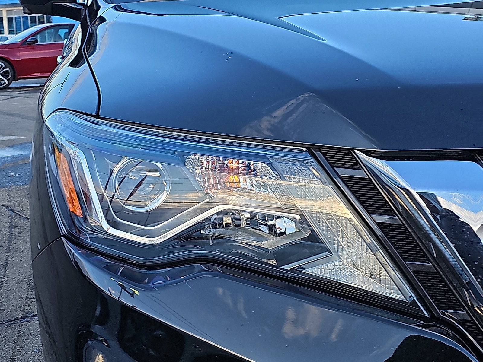 Used 2020 Nissan Pathfinder SL image 9