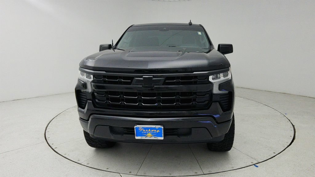 Used 2024 Chevrolet Silverado 1500 LT RWD image 2
