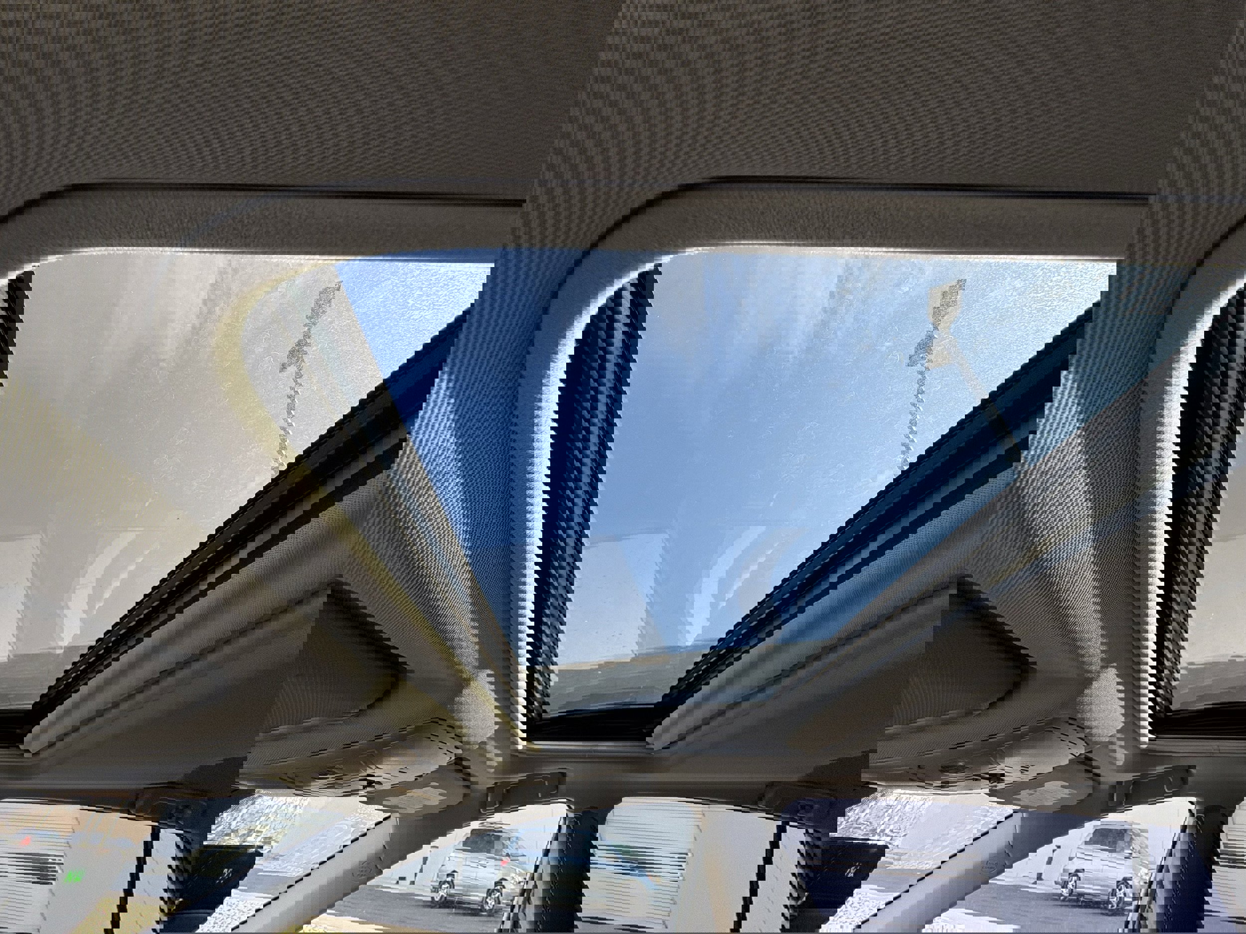 Used 2018 Toyota RAV4 Limited w/ Advanced Technology Package image 25