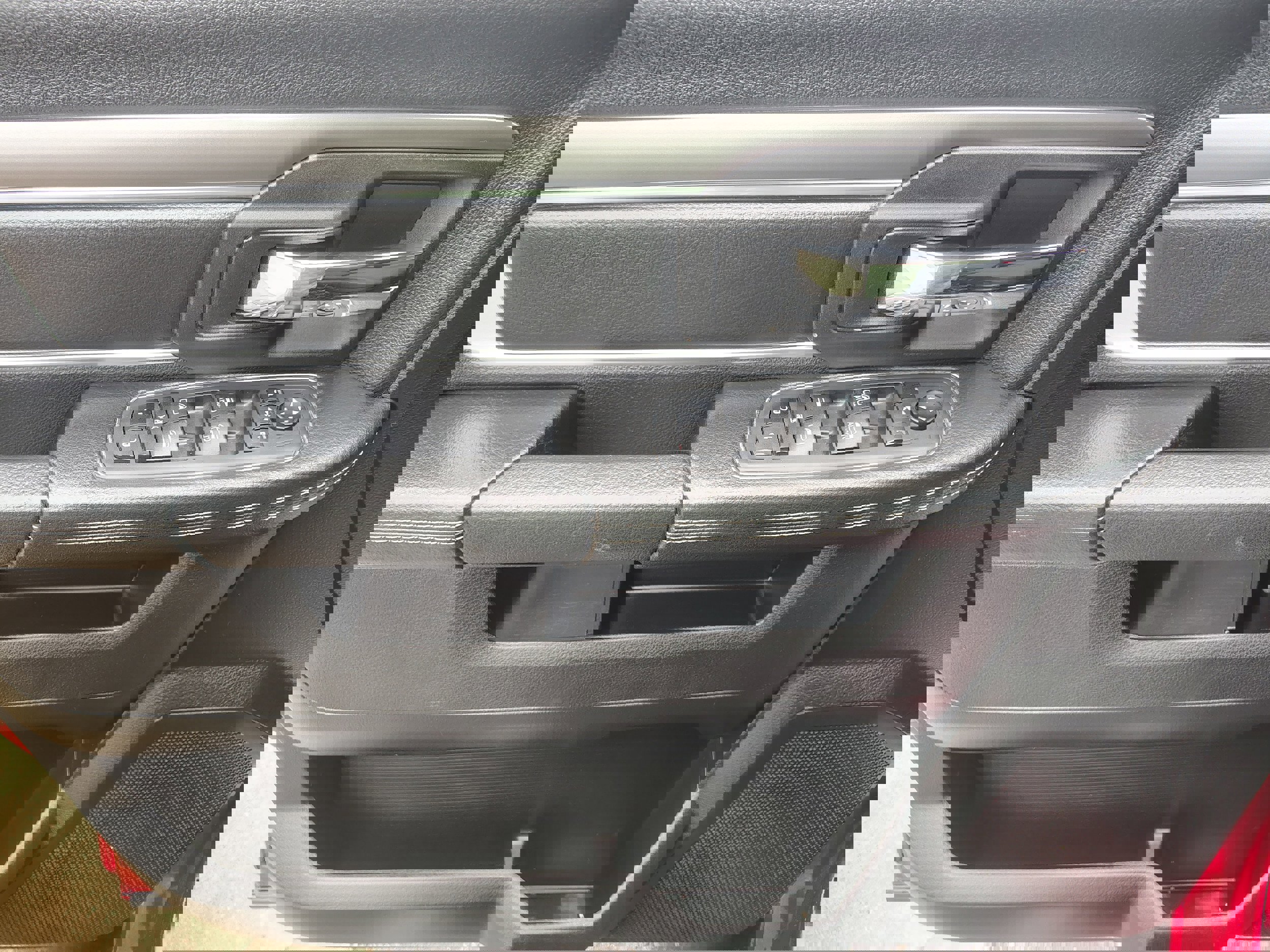 Certified 2021 RAM 1500 Classic Warlock w/ Luxury Group image 18