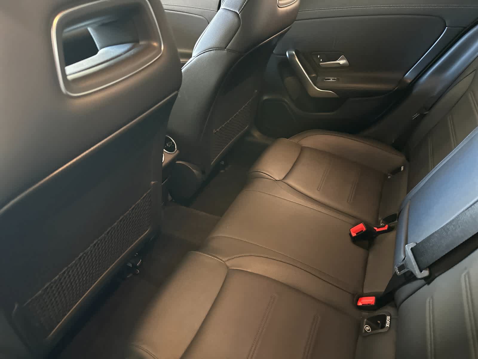 Used 2020 Mercedes-Benz CLA 250 image 4