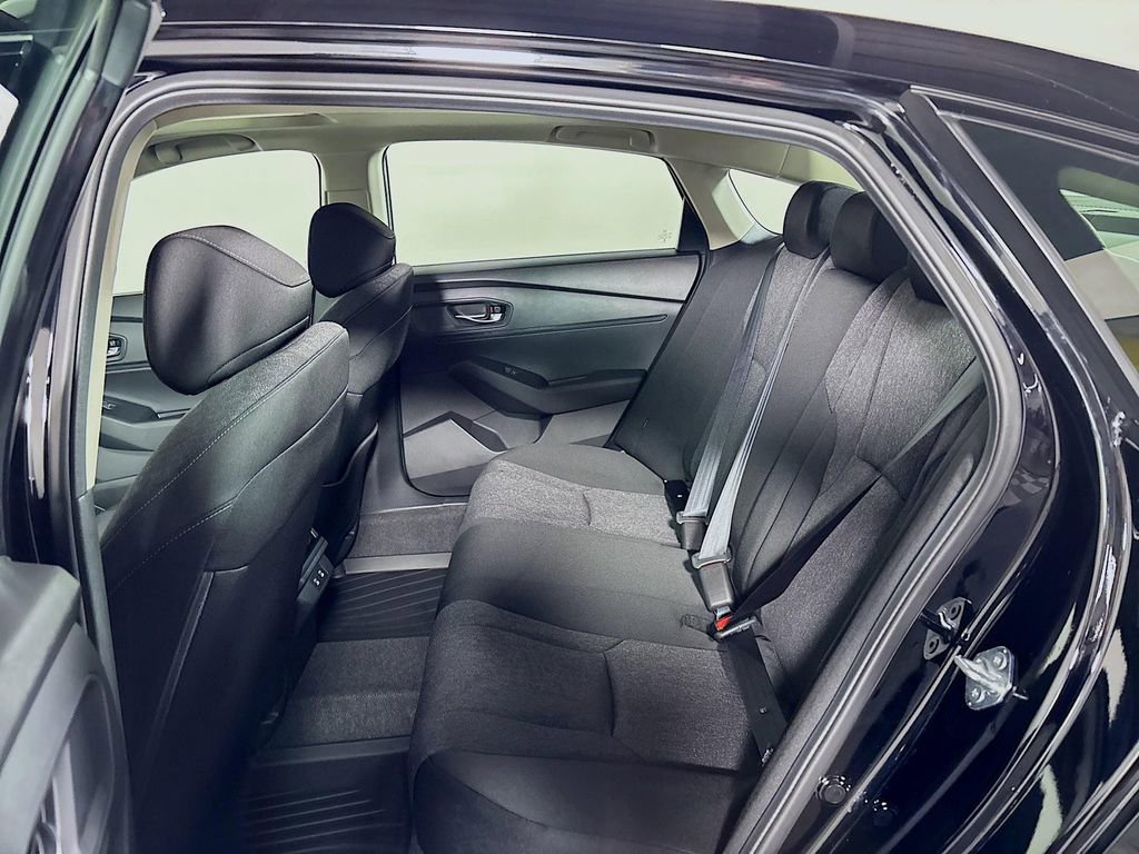 New 2025 Honda Accord SE image 21