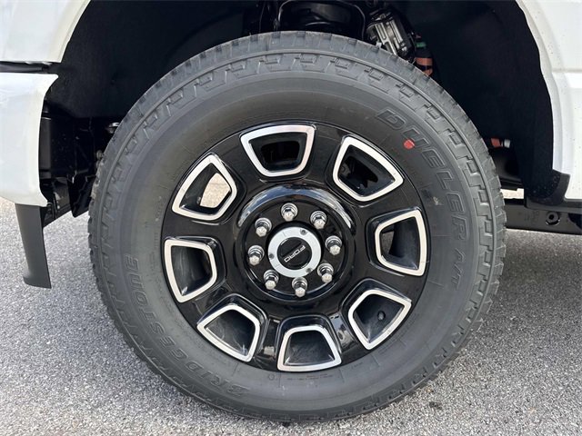 New 2026 Ford F250 Platinum w/ FX4 Off-Road Package image 9