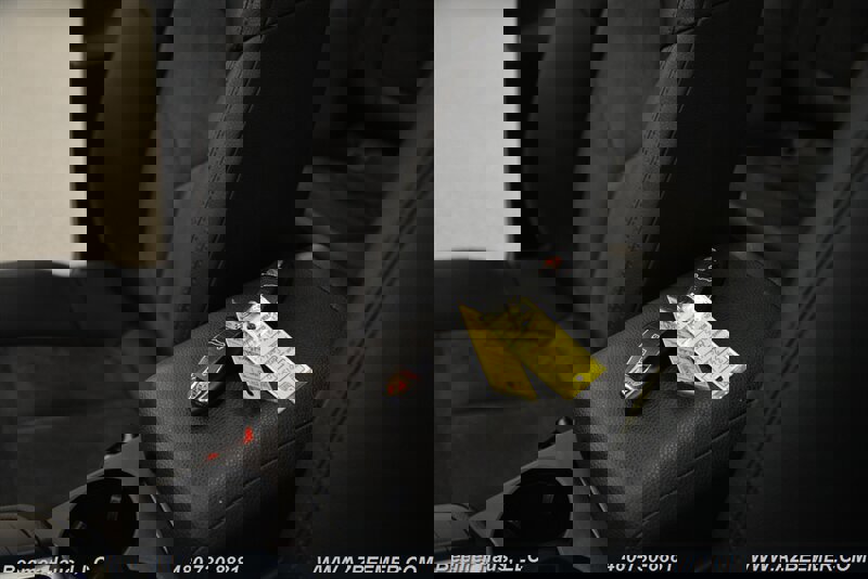 Used 2020 Porsche Macan S image 35