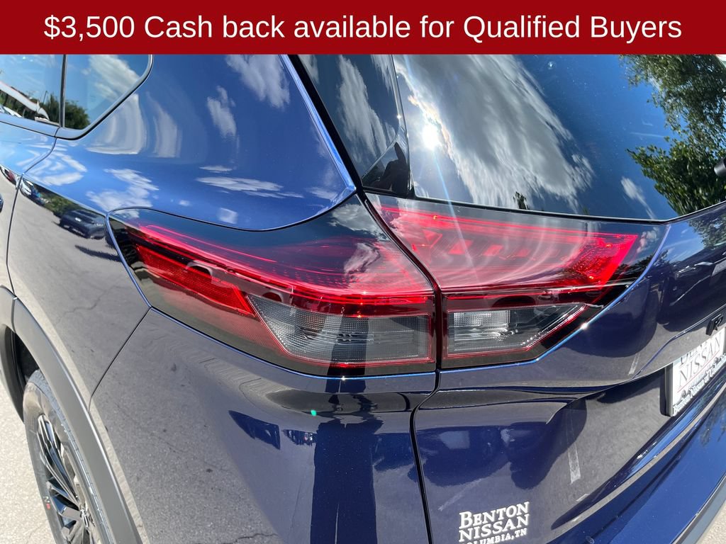 New 2026 Nissan Rogue Dark Armor FWD image 39