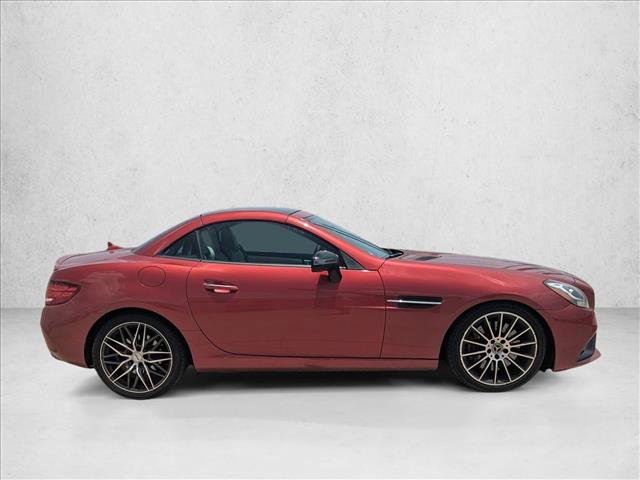 Used 2019 Mercedes-Benz SLC 300 image 4