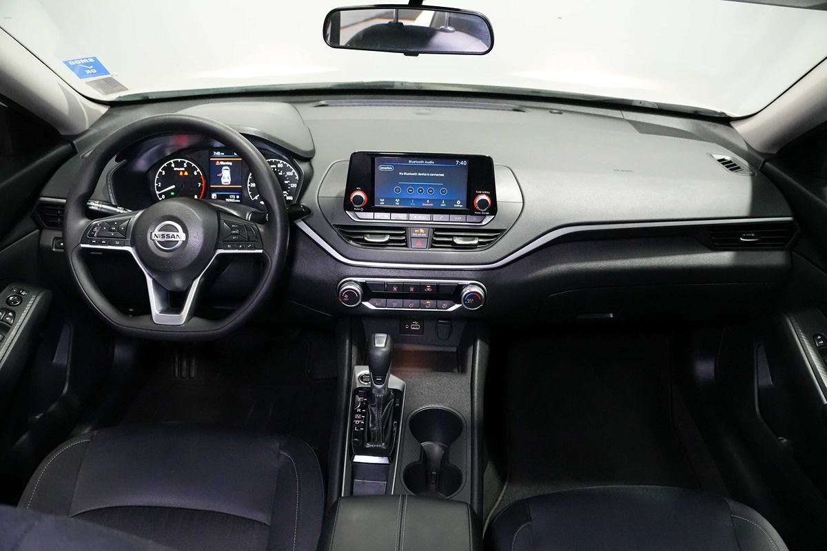 Used 2022 Nissan Altima 2.5 S FWD image 19