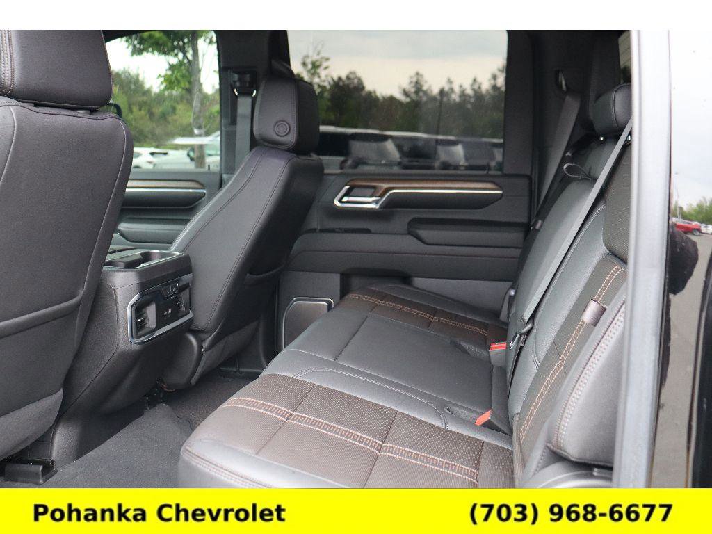 Used 2024 Chevrolet Silverado 2500 High Country w/ Technology Package AWD/4WD image 27