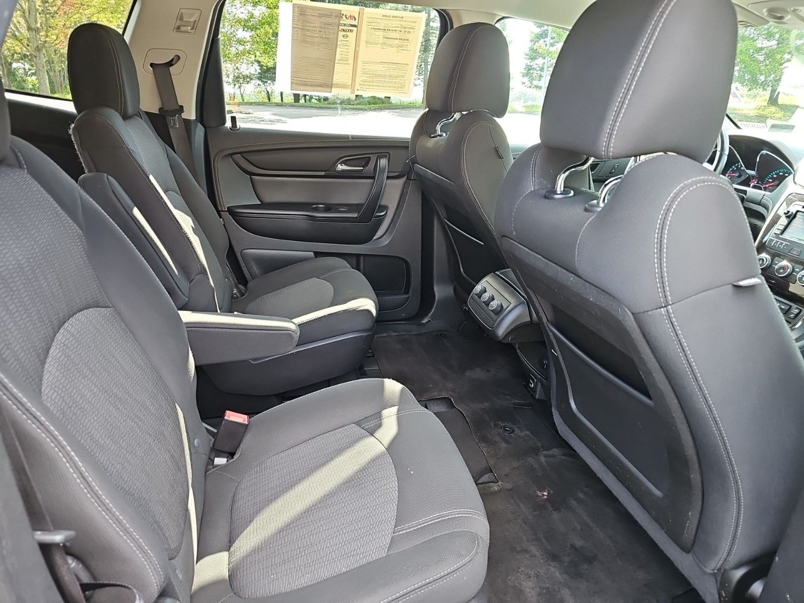 Used 2017 Chevrolet Traverse LT w/ Style and Technology Package AWD/4WD image 16