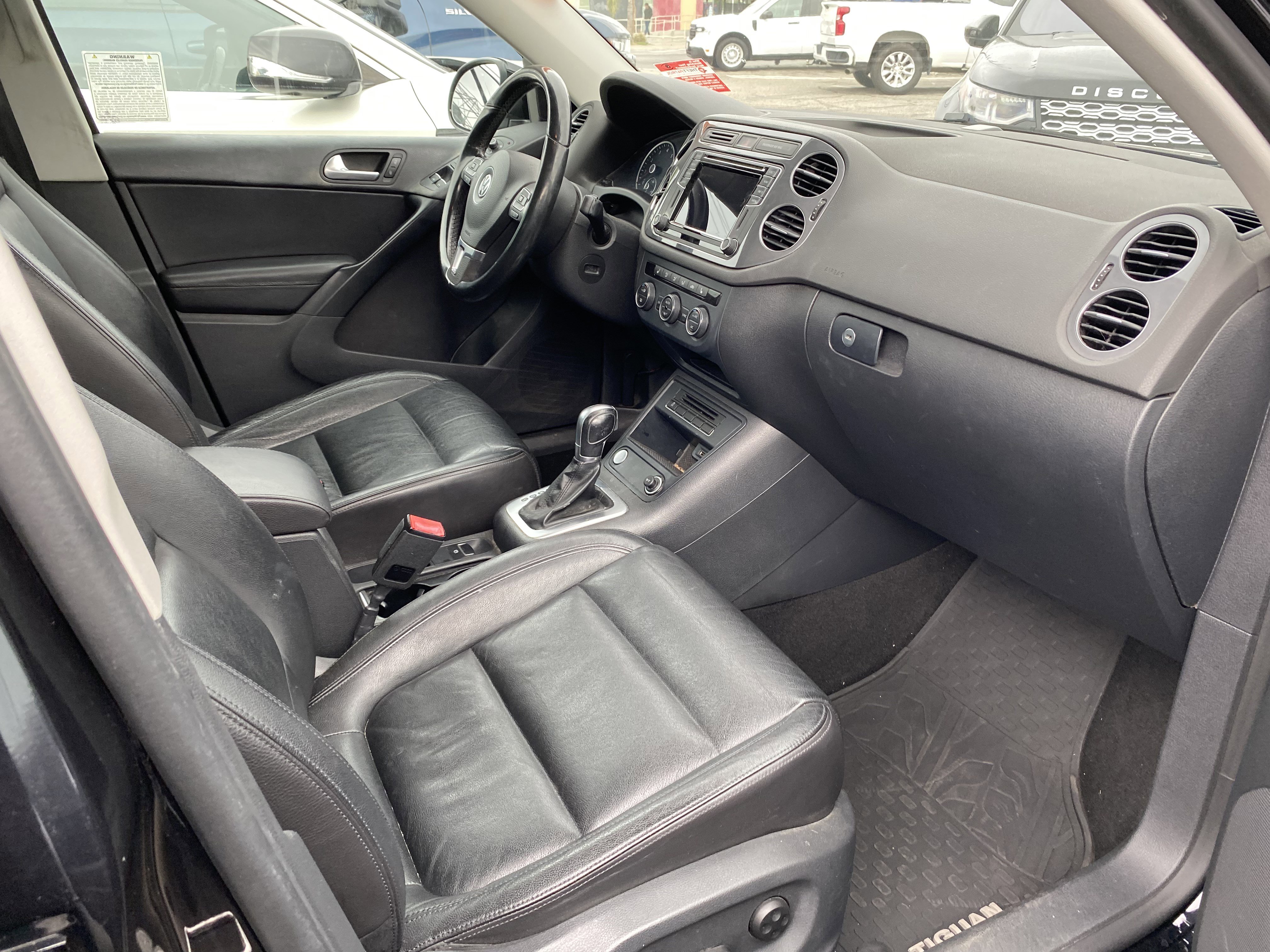 Used 2017 Volkswagen Tiguan Sport image 20