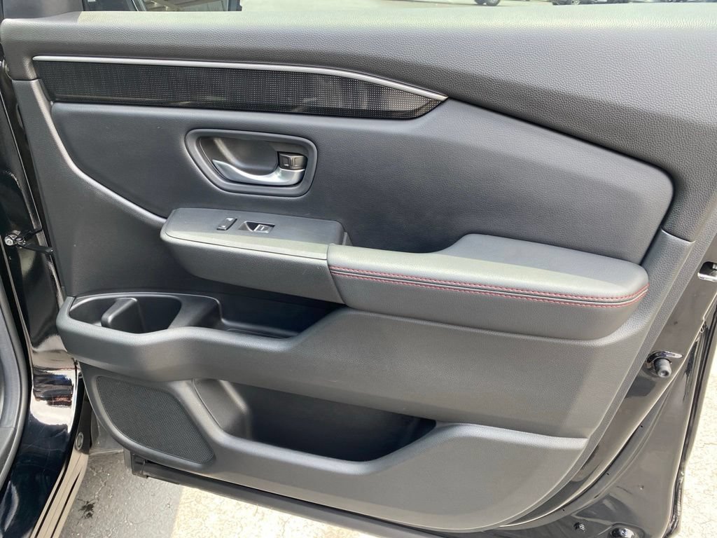 Used 2025 Honda Pilot Black Edition image 36