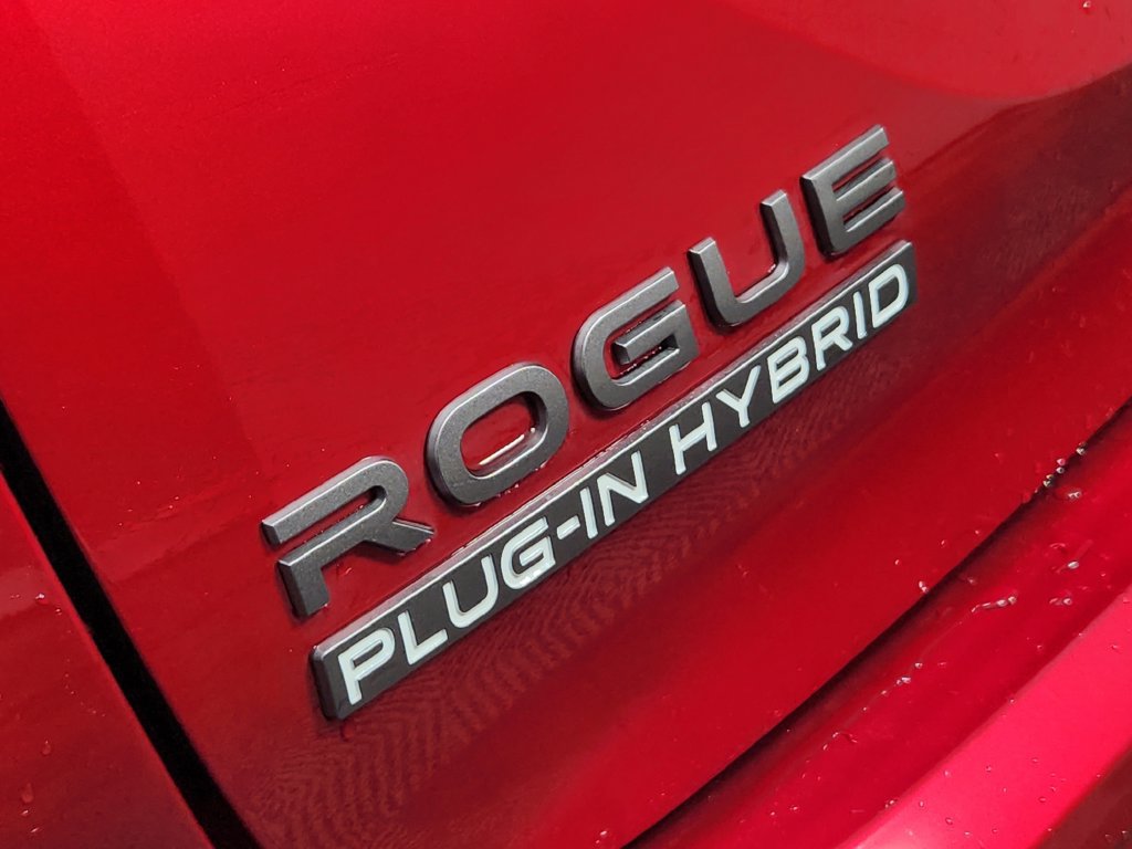 Used 2026 Nissan Rogue Platinum w/ Family Package AWD/4WD image 10