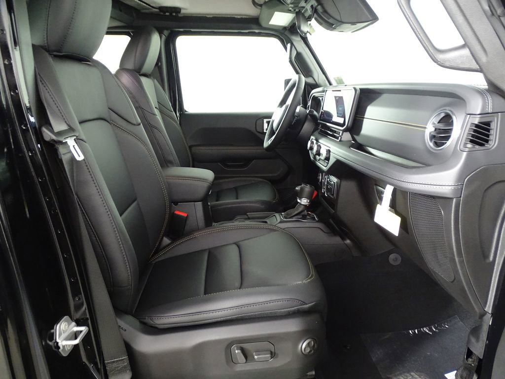 New 2026 Jeep Wrangler Sahara image 14