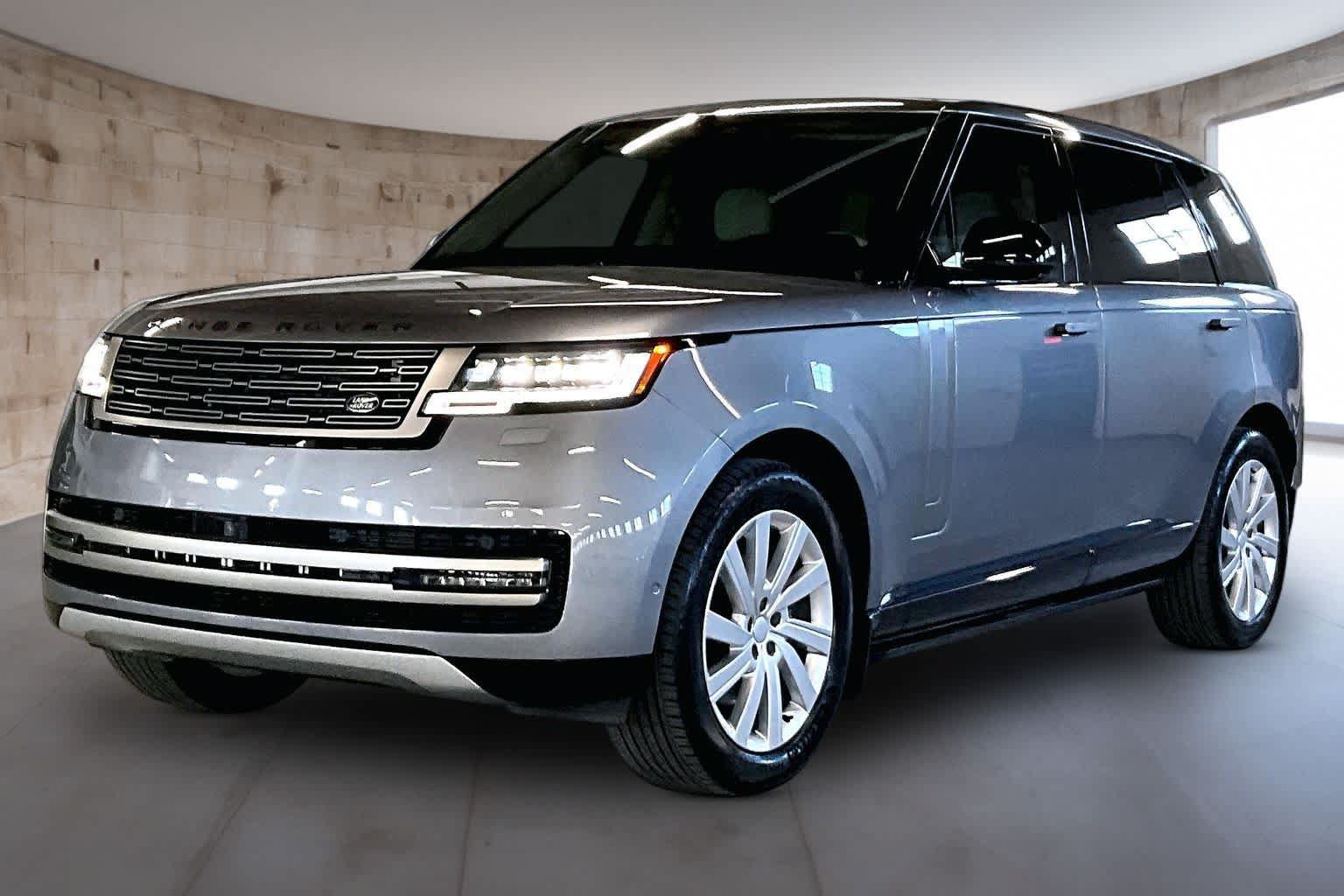 Used 2024 Land Rover Range Rover Long Wheelbase SE AWD/4WD image 3
