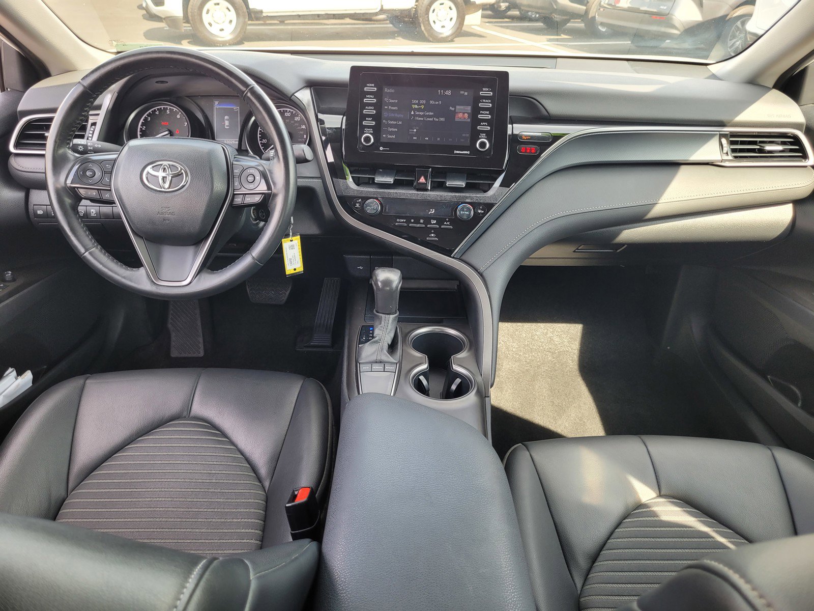 Used 2024 Toyota Camry SE image 14