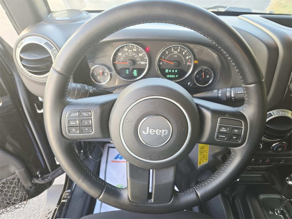Used 2017 Jeep Wrangler Sahara w/ Connectivity Group image 24
