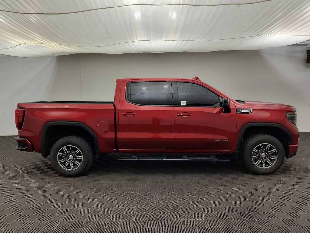 Used 2024 GMC Sierra 1500 AT4 w/ AT4 Preferred Package AWD/4WD image 8