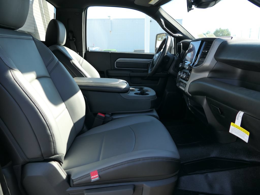 New 2026 RAM 4500 Tradesman w/ Chrome Appearance Group RWD image 24