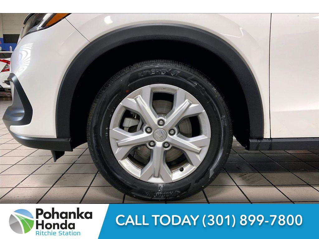 Used 2025 Honda HR-V LX image 8