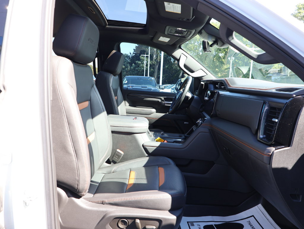 Certified 2024 GMC Sierra 2500 AT4 w/ AT4 Premium Plus Package AWD/4WD image 45