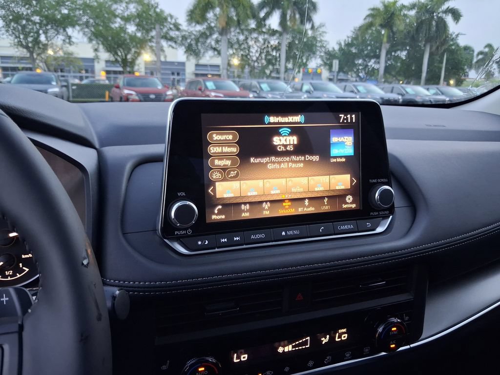 New 2026 Nissan Rogue Dark Armor FWD image 9