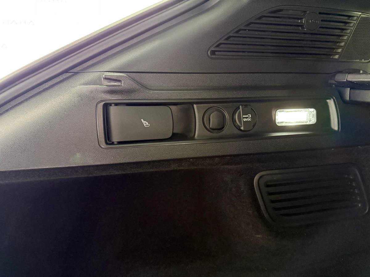 Used 2022 Alfa Romeo Stelvio Ti w/ Active Assist Plus Package image 41