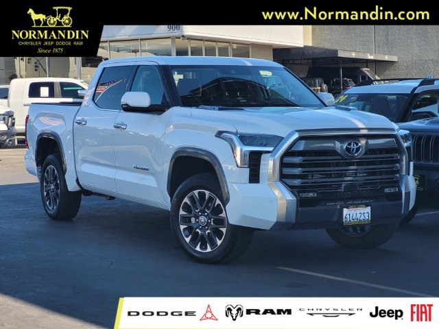 Used 2023 Toyota Tundra Limited AWD/4WD image 1