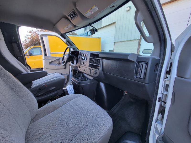Used 2018 Chevrolet Express 3500 LS RWD image 46
