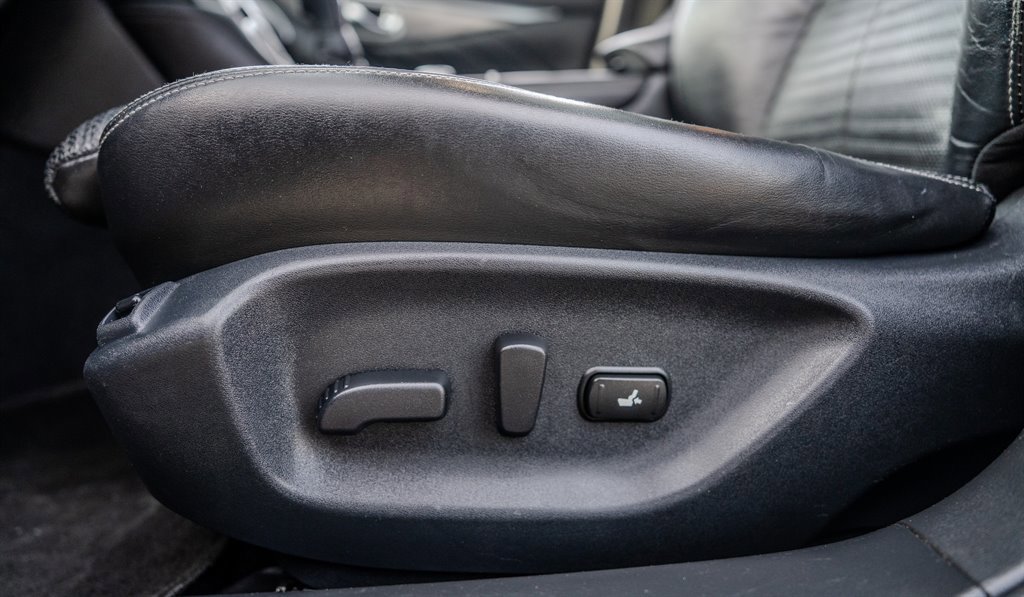 Used 2018 INFINITI Q50 Sport image 26