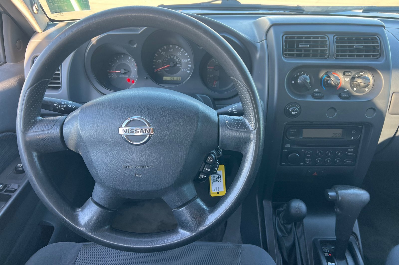 Used 2002 Nissan Frontier XE image 11